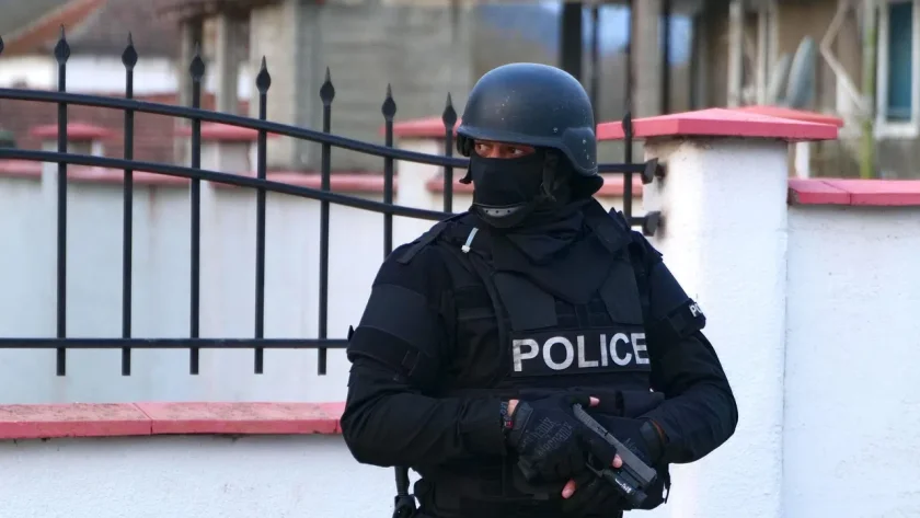 Спецоперация срещу купуването на гласове и в Шуменско, задържани са шестима души