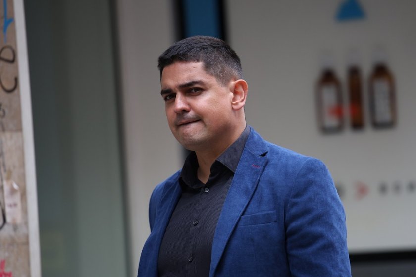 Руди Гела: Аз не съм политик, аз съм наказателят в българската политика