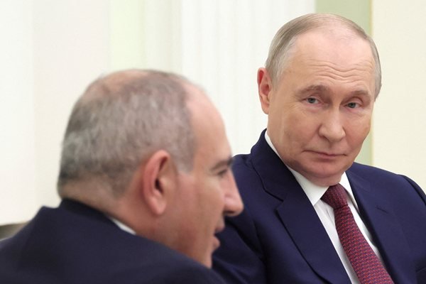 Путин предупреди Армения да не си прави устата за ЕС