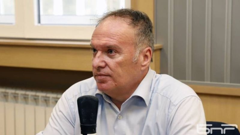 Проф. Чуков за войната: Всичко е за преноса и находищата на нефт 