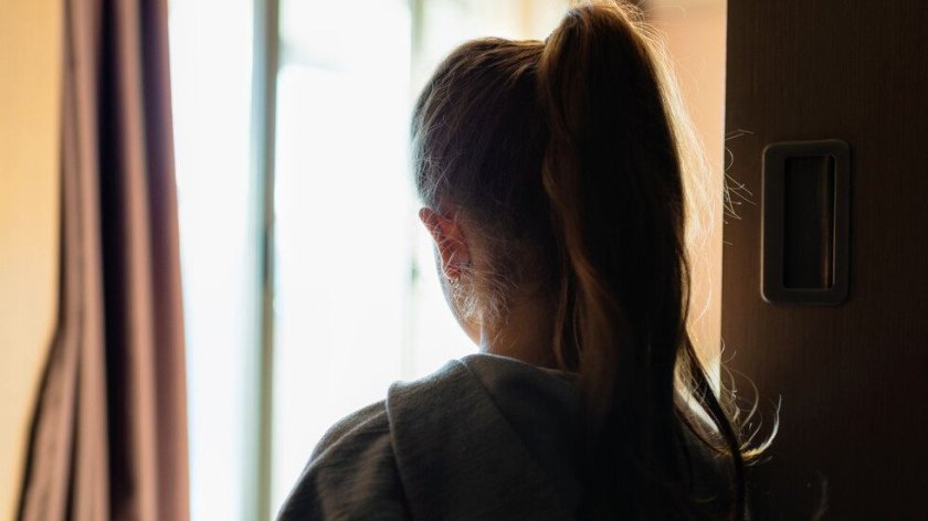 Задържаха 17-годишно момиче при акция срещу наркотици в Стара Загора