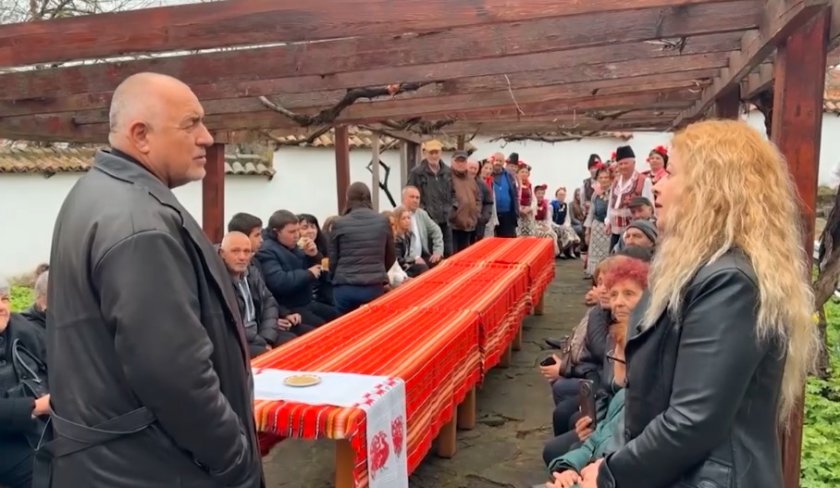 В Алфатар посрещнаха Борисов на празна маса, ето как се пошегува той (ВИДЕО)