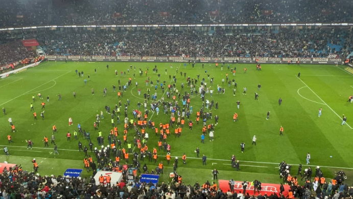 В Турция забраниха да се показват боеве по терените