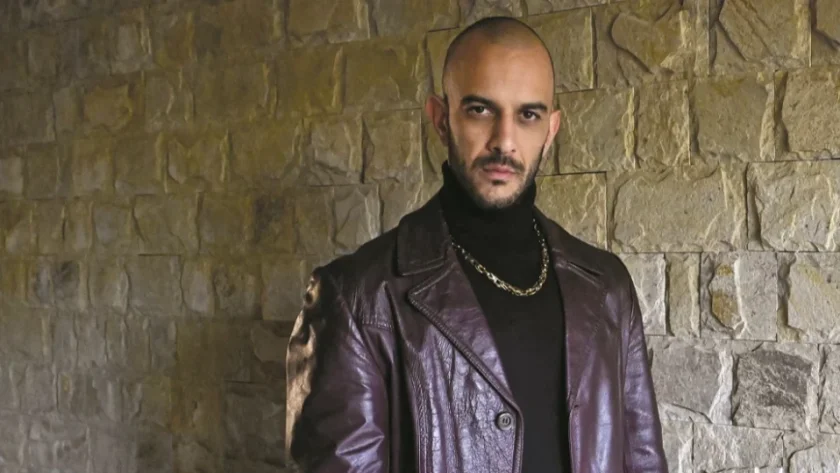 Патлакът на Калоян Трифонов му падал в крачолите