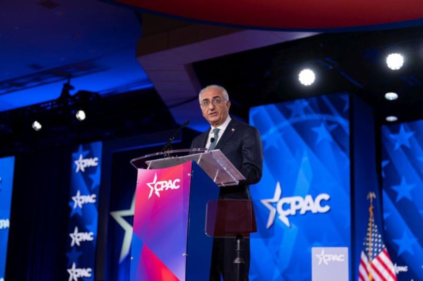 Синът на последния шах призова за истинска политическа промяна в Иран