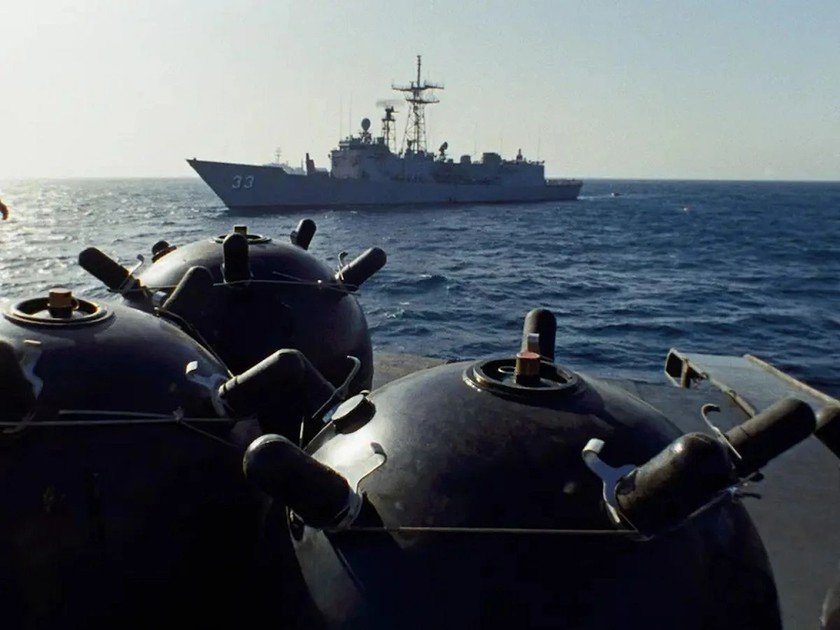 Иран не може да открие и обезвреди мините, които е заложил в Ормузкия проток