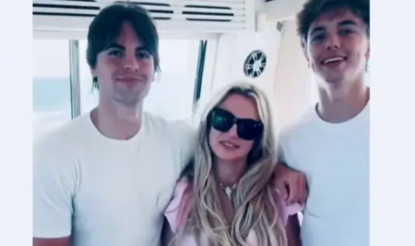 Бритни се бори да си върне децата 