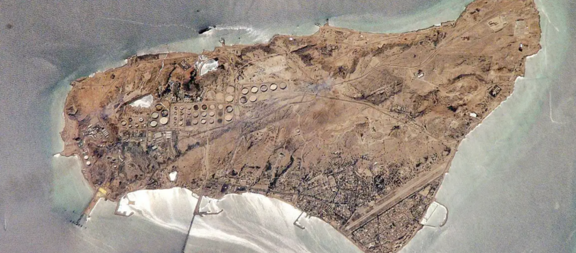 Пристанището на остров Харг е напълно унищожено (ВИДЕО)