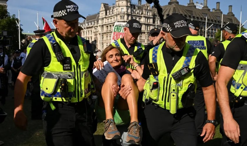 92-ма арестувани при пропалестинска демонстрация в Лондон