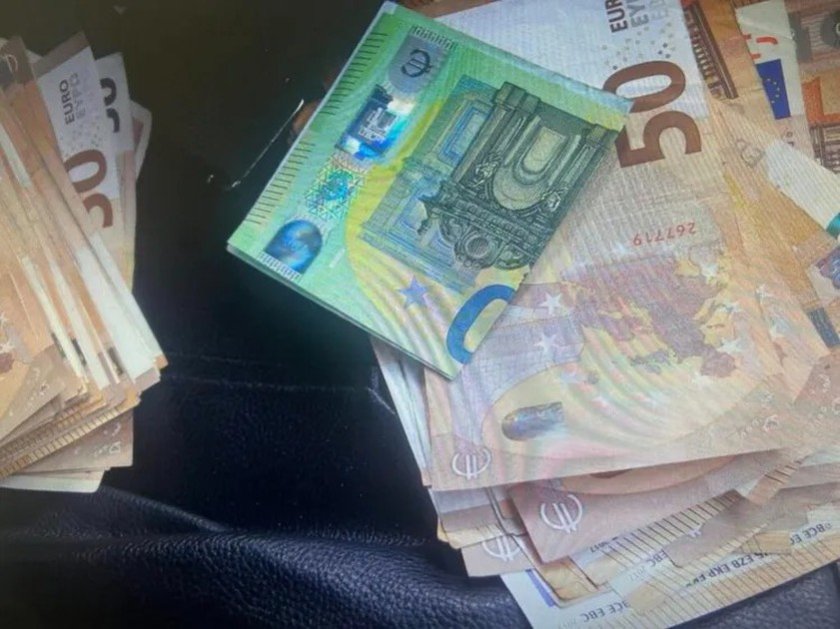 Акция в Пиринско: Арестуваха общински съветник и член на СИК за купуване на гласове (СНИМКА)