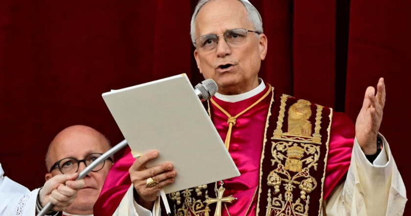 Папата критикува Тръмп за заплахите му да ликвидира Иран 