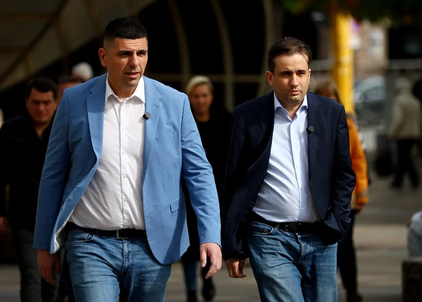 ДБ отвърна на Радев: Да не бяга, а да отговори за нотариусите и джуджетата