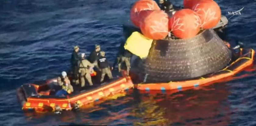 Астронавтите от "Артемис II" се завърнаха на Земята след историческа мисия до Луната