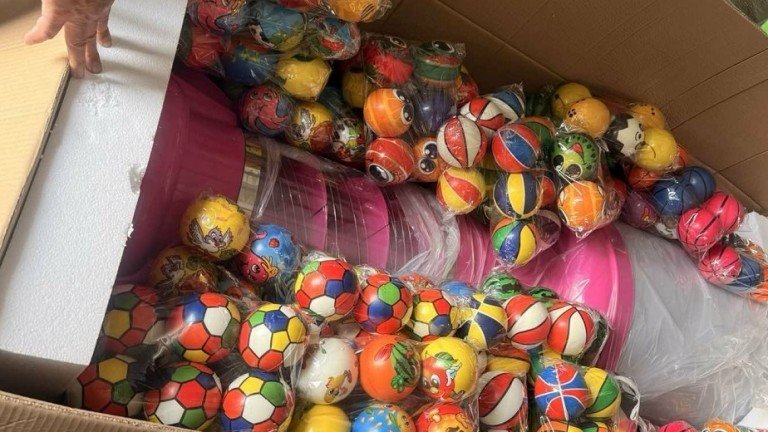 Контрабанда: Натикаха 33 692 детски играчки от Китай в морски контейнери 