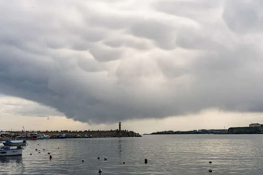 Зловещо небе над Южното Черноморие