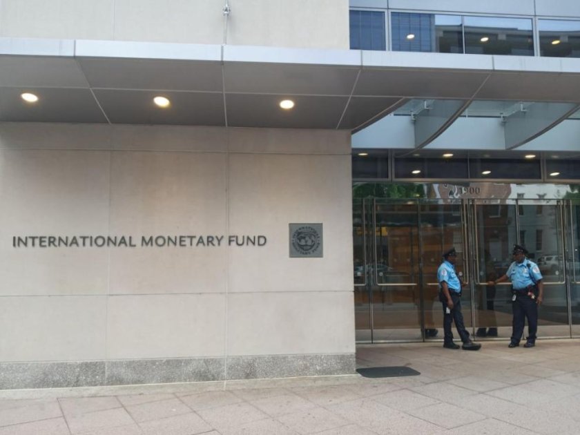 МВФ предупреждава: Расте рискът за глобалните доставки от Близкия изток