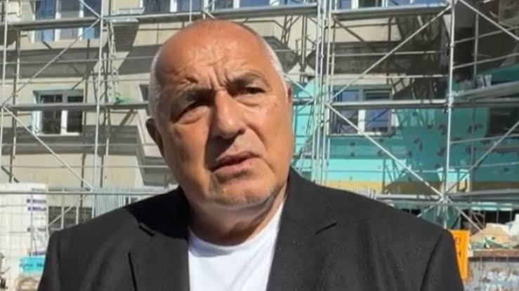 Наглецът Бойко Борисов трупа точки на "Армията"