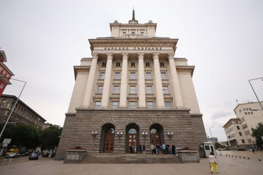 Избягвайте центъра на София с кола, движението е променено заради вота