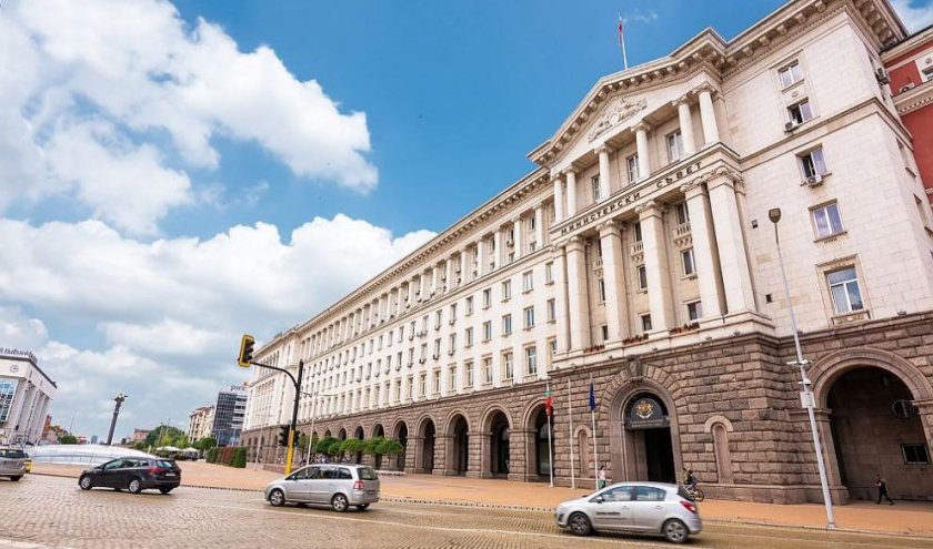 Хакери оставиха МЕУ и Министерския съвет без интернет