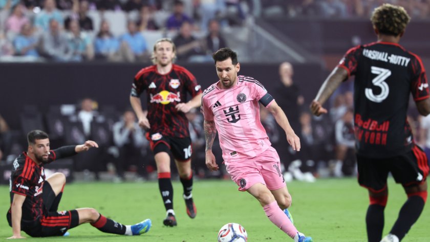 Два гола за Меси