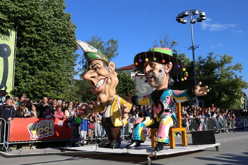 Диско, рап и нощно шоу за карнавала в Габрово 