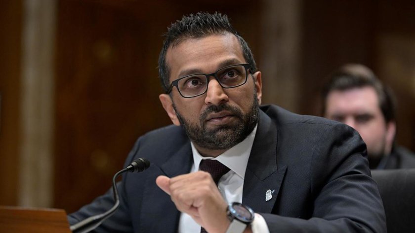 Шефът на ФБР съди списание за 250 млн. долара