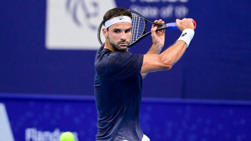 Григор Димитров води скандалния Циципас у нас