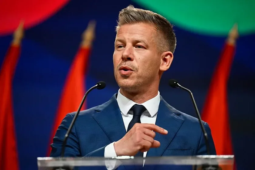 Мадяр номинира Орбан за външен министър