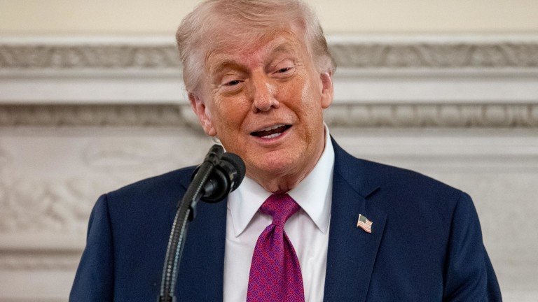 Тръмп пак плаши: Имам цялото време на света, но Иран - не 