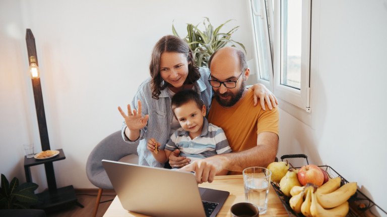 Ето къде се намира най-тясната къща в света - широка 92 см