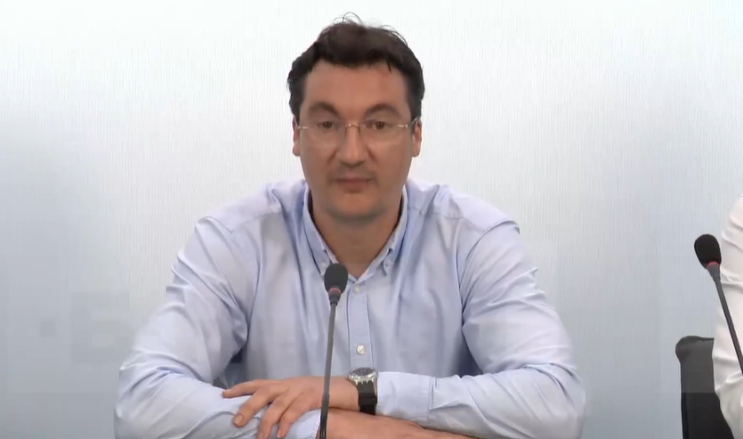 Крум Зарков иска вот на доверие от другарите си