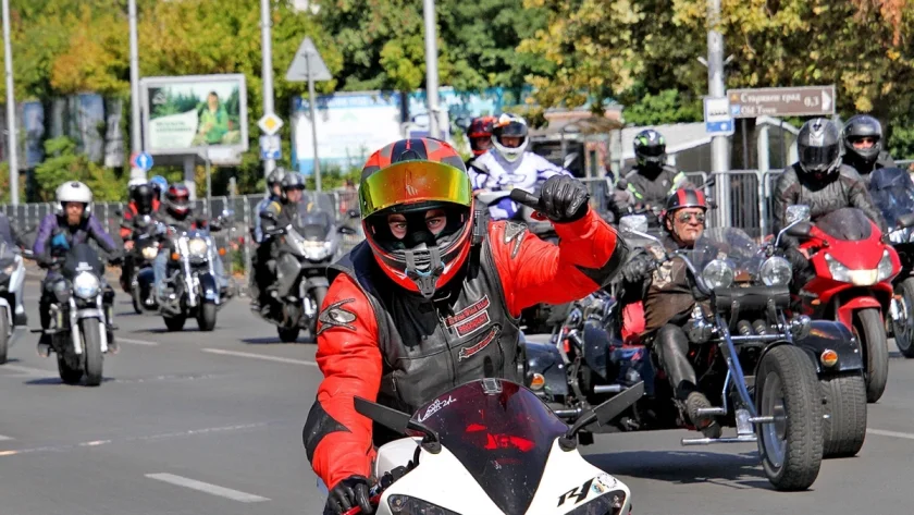 Мотористите готвят масов протест, откриват сезона на 2-и май