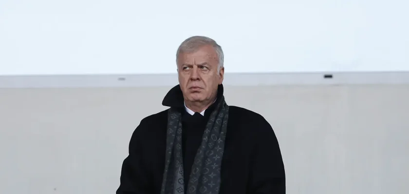 Наско Сираков с извънредна пресконференция!