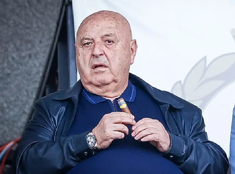 Венци Стефанов удари яка четка на Радев