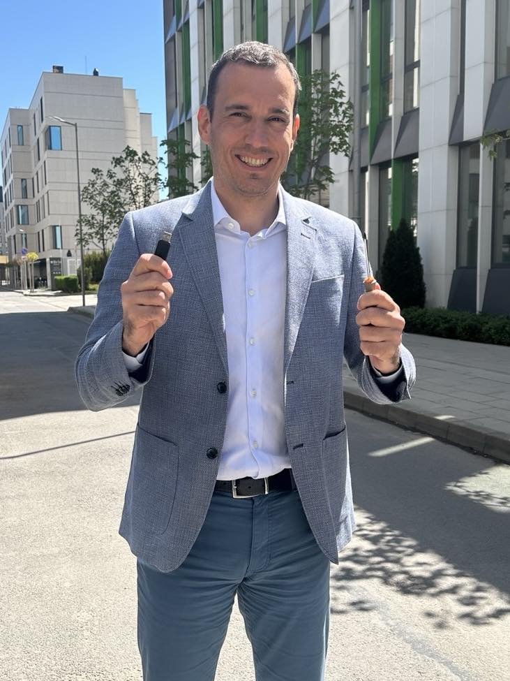 12 въпроса от Васил Терзиев към Румен Радев