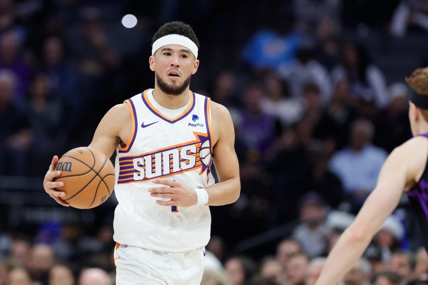 "Съдията беше ужасяващ!", коства на Девин Букър $35 бона глоба!