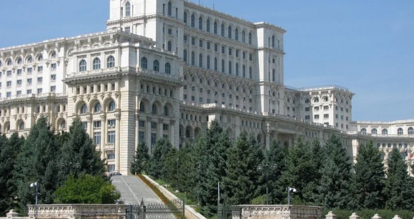 Последен опит за спасяването на правителството в Румъния