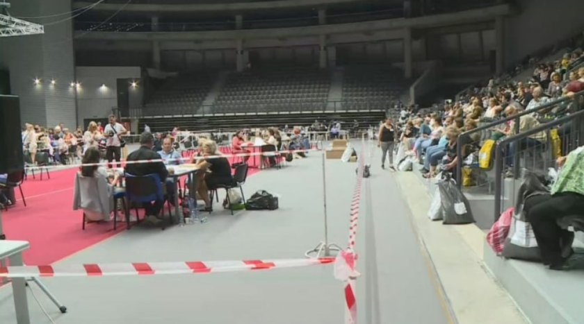 Първите чували с протоколи и бюлетини пристигнаха в "Арена Русе"