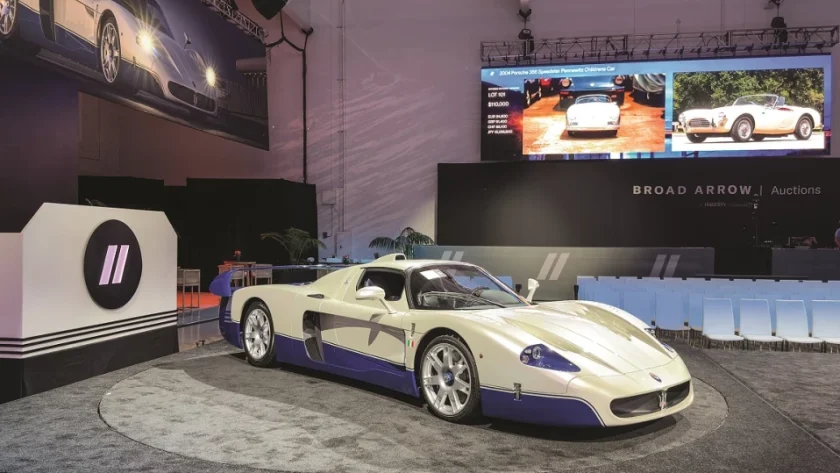 РЕКОРД: Продадоха 20-годишно "Мазерати" за 5,2 млн. долара