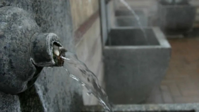 Термалните води на София изтичат в канала