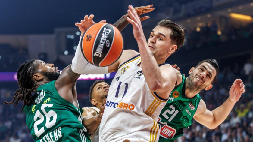 Реал удари Макаби в първата 1/4-финална среща