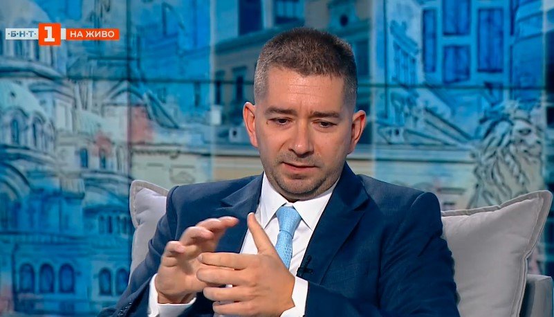 Слави Василев обеща светло бъдеще от ден първи в парламента