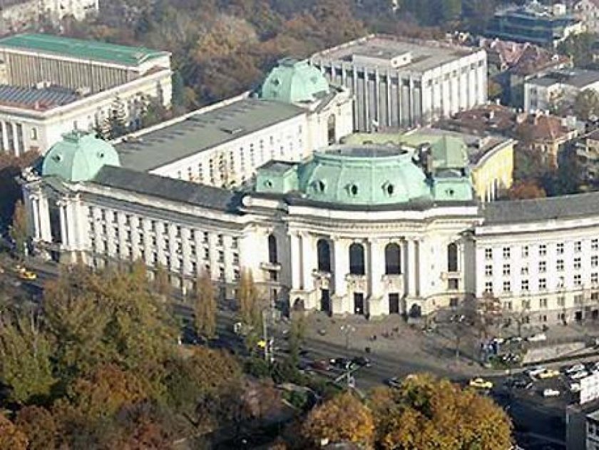 Преподавател от СУ: Никога не съм предлагал &bdquo;интимни&ldquo; отношения на студентка срещу изпит