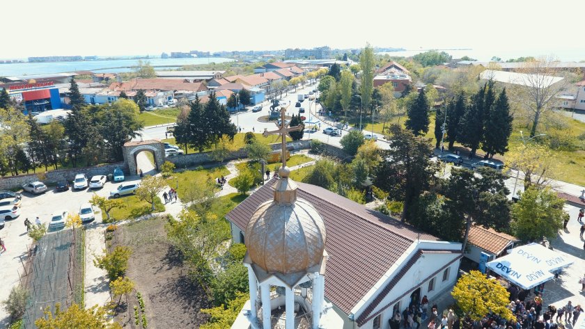 Поморие чества годишнината от създаването на Българската армия и Деня на храбростта