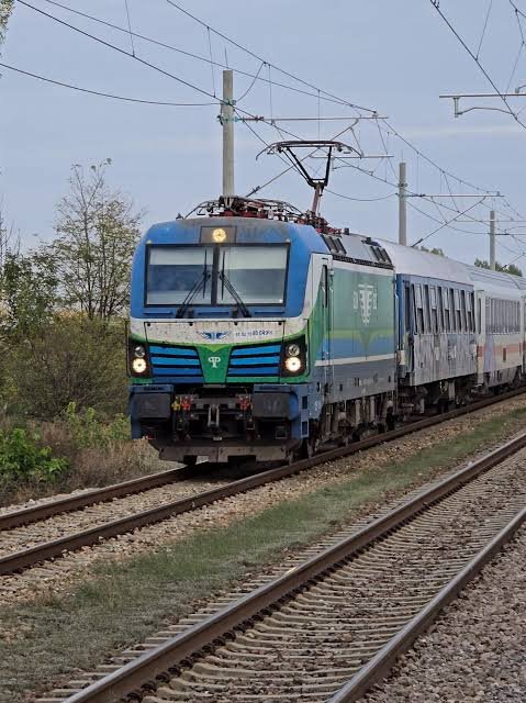 БДЖ пуска нощен влак до Варна за летните купони