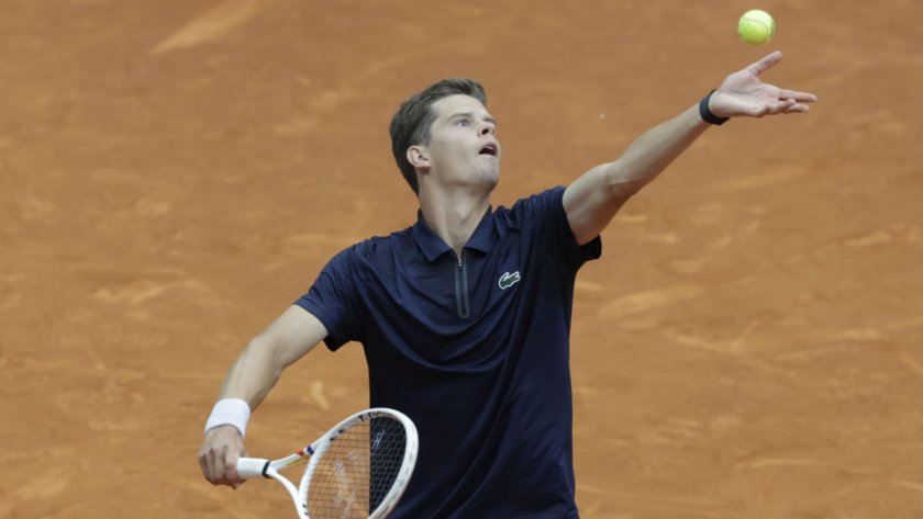 Шампионът си намери майстора 