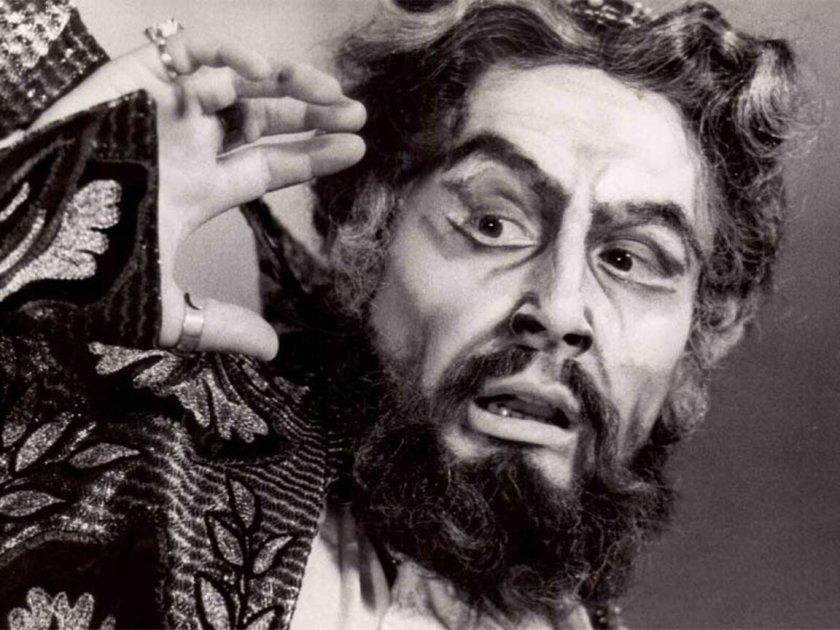 8 картини на Никола Гюзелев отиват в Софийска градска галерия 