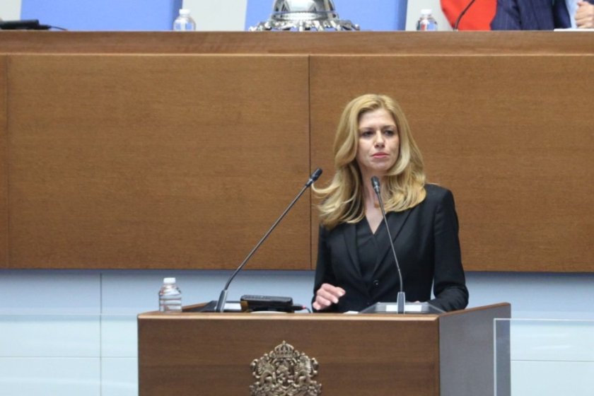 Михаела Доцова стана шеф на парламента 
