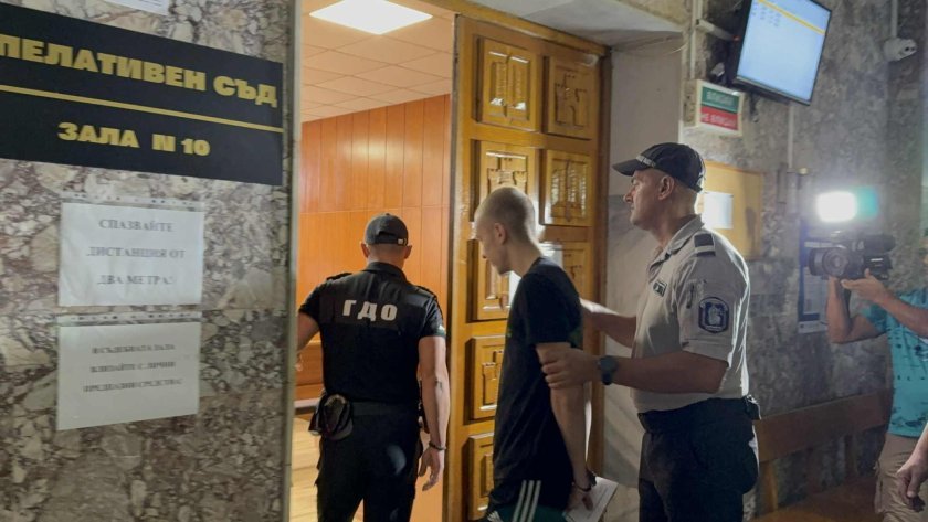Обрат по делото с арестувания младеж, обвинен в побоя над полицейския шеф в Русе