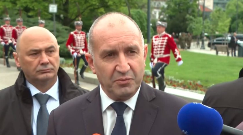 Радев: 9 май не е само за чест, а за пример